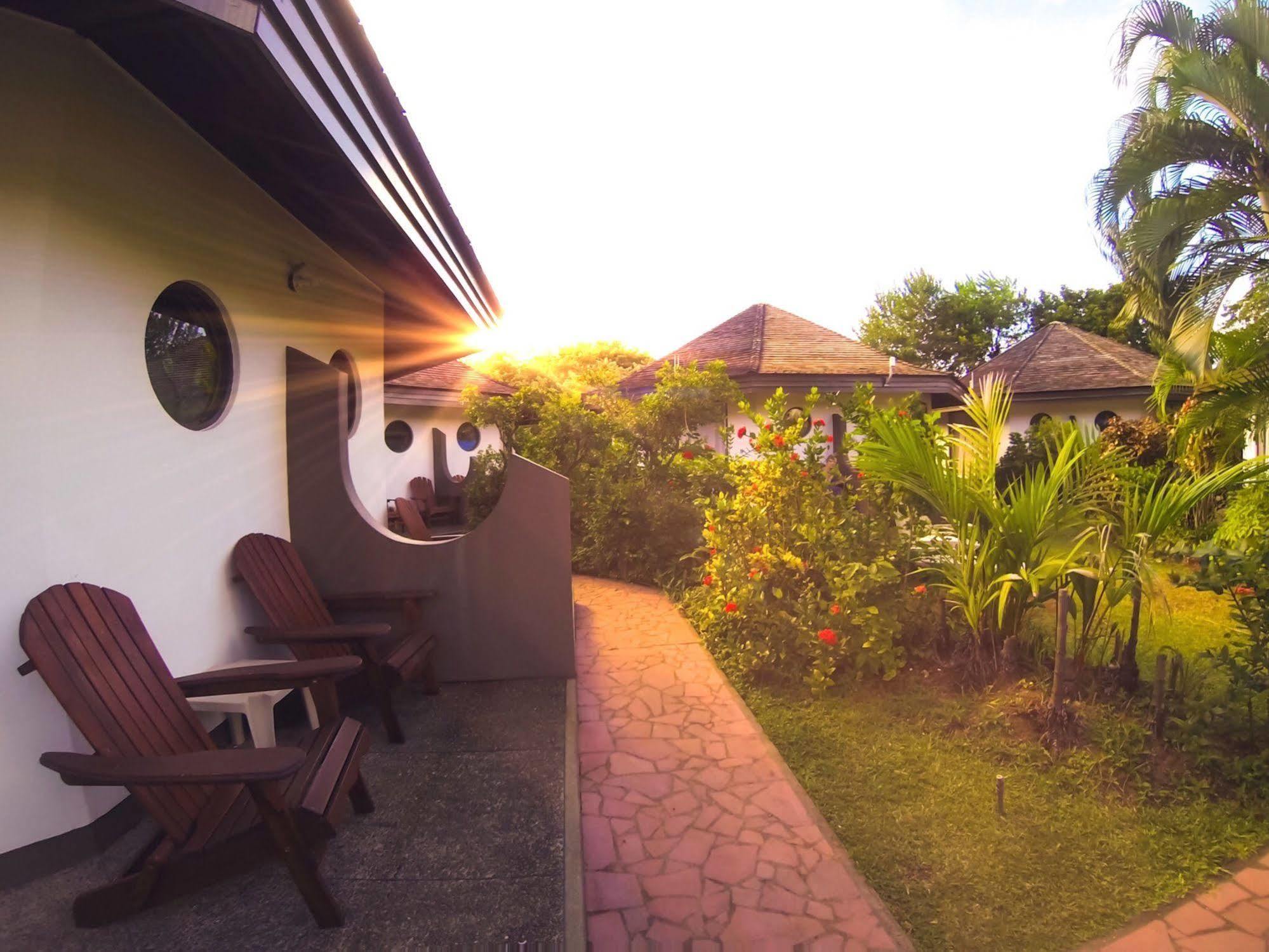 Kariwak Village Holistic Haven Crown Point Kültér fotó