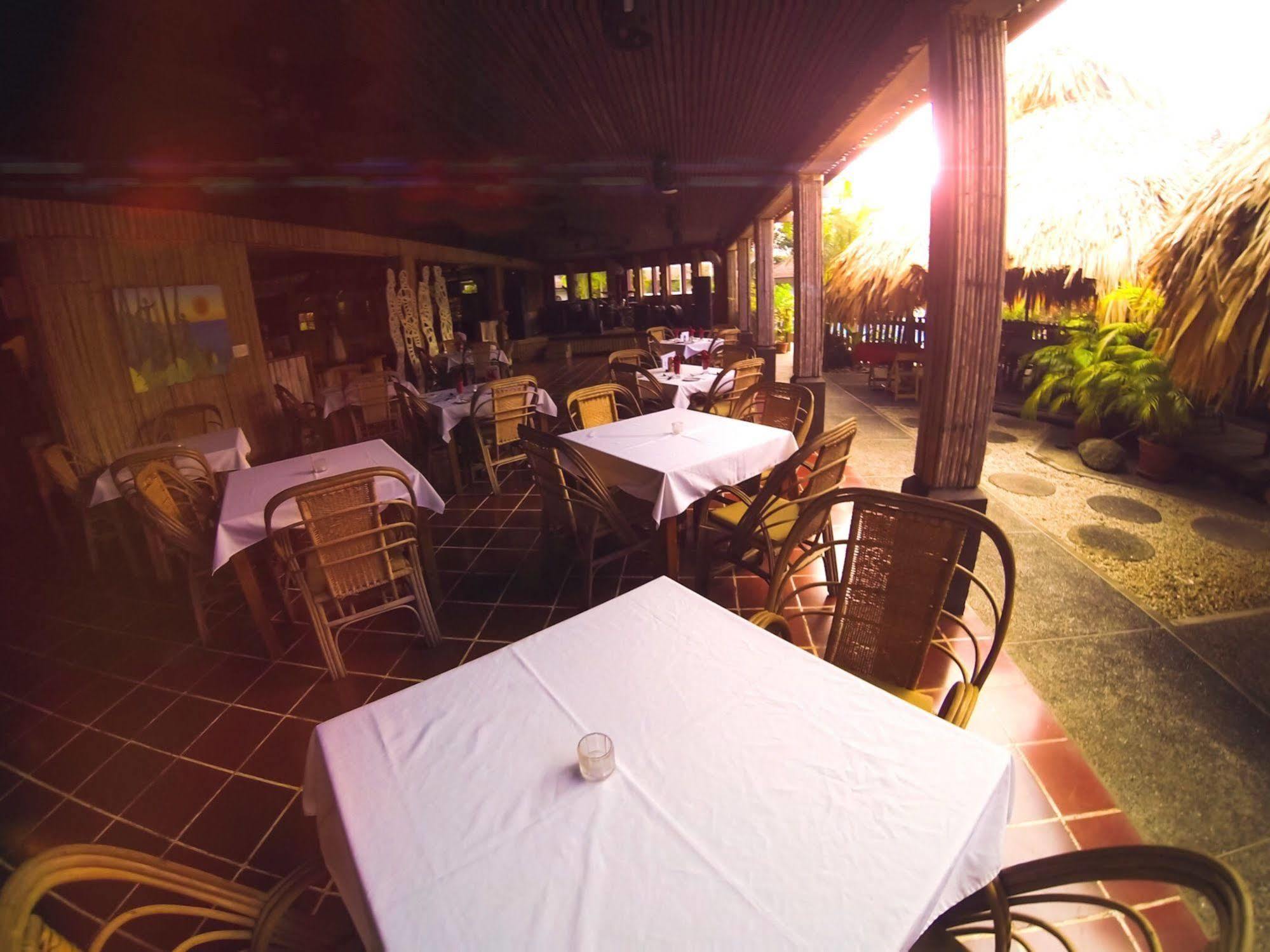 Kariwak Village Holistic Haven Crown Point Kültér fotó